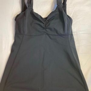 Lululemon tank!!